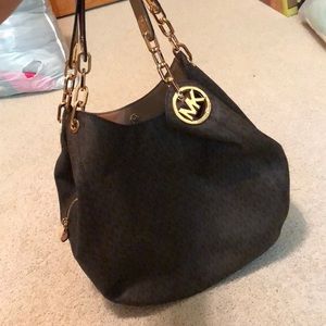 Brand new never been used Michael Kors purse